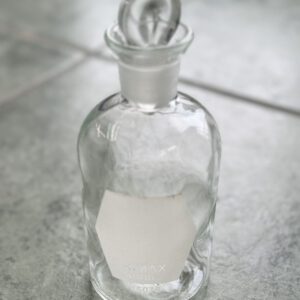 Acid bottle 300 ml w/glass stopper